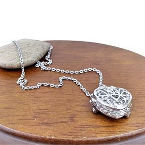 Heart Locket Necklace 💜 Perfect Secret Keeper